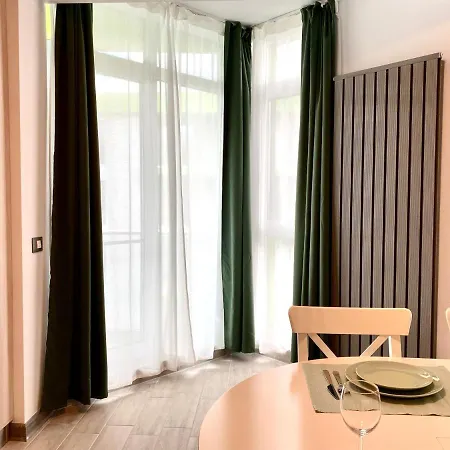 Deko Alezzi Mamaia Apartment