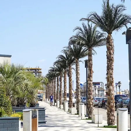 Deko Alezzi Mamaia Apartman Năvodari